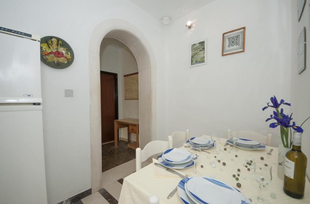 Apartments Kalajzic Pucisca Εξωτερικό φωτογραφία