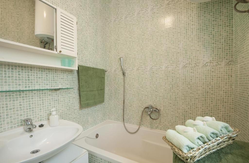 Apartments Kalajzic Pucisca Δωμάτιο φωτογραφία
