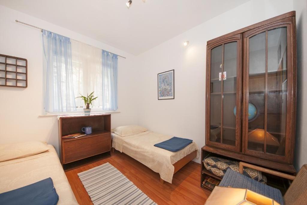 Apartments Kalajzic Pucisca Δωμάτιο φωτογραφία